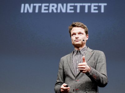 peter-svarre-bifald
